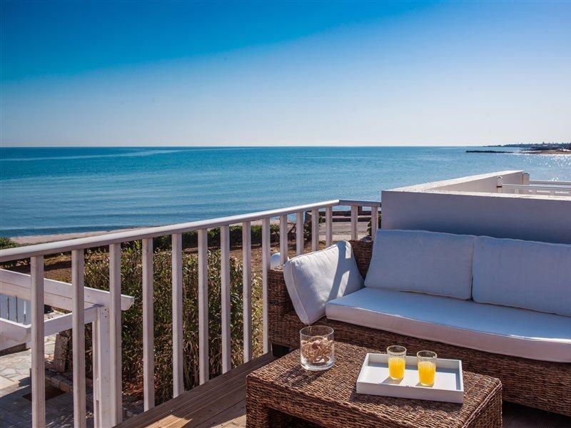 Golden Grain Suites "By Checkin" Kokkini Hani Exteriör bild